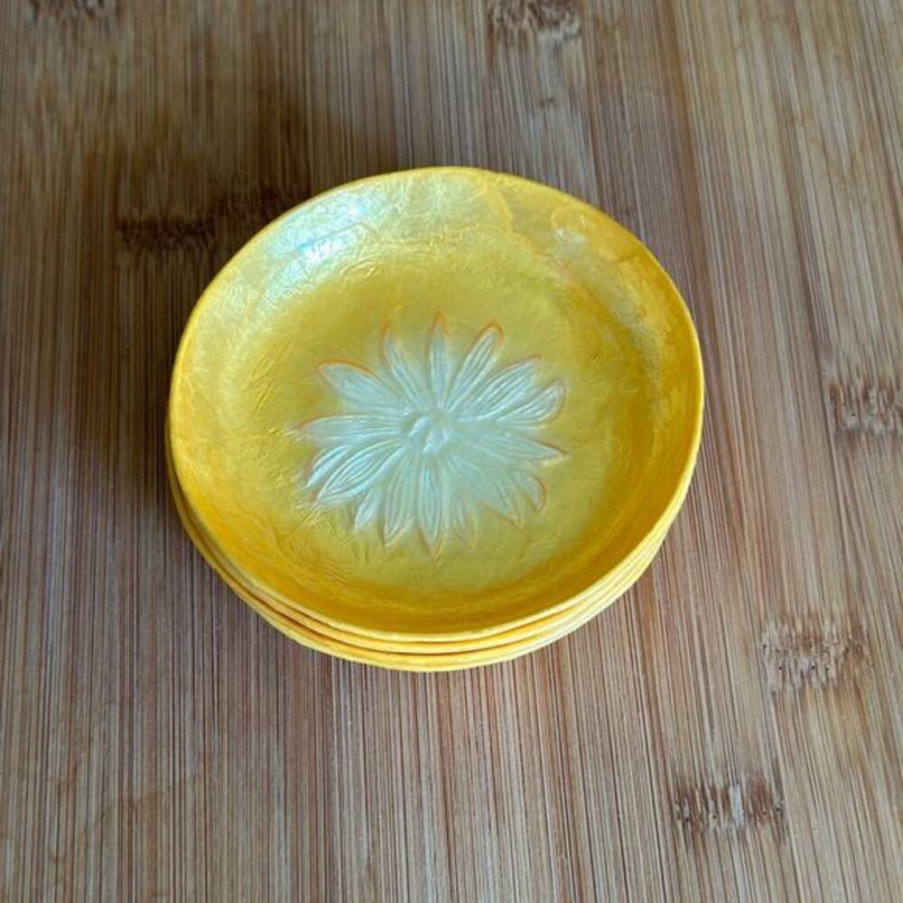 Set of 4 yellow flower resin coasters vintage bowl‎ like sides light weight